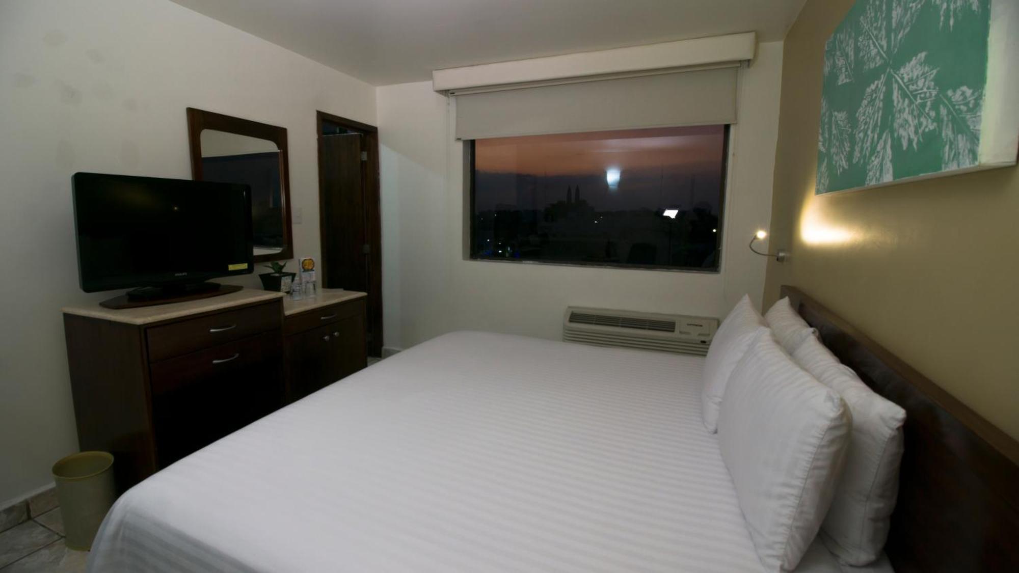 Hotel Olmeca Plaza Urban Express Villahermosa Exterior foto